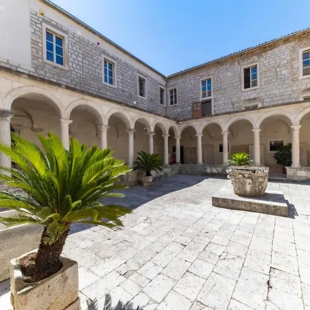דירה Neda - Two Bedroom *